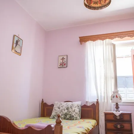 Appartement Traditional House At Central Square *
